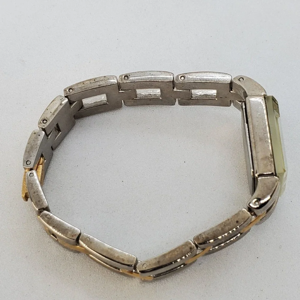 Liz Claiborne‎ Women's Watch 18MM Gray Dial Gray Gold Bracelet 5.75